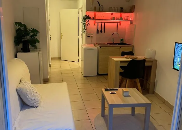 Studio Confortable Avec Vue